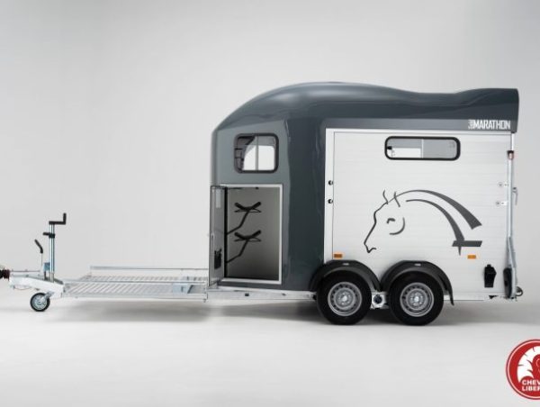 Gold Marathon – Carriage Two Horse Trailer - Image 6