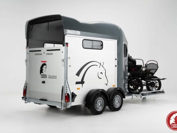 Gold Marathon – Carriage Two Horse Trailer - Image 4