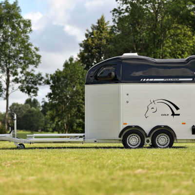 Hippomobile – Carriage Two Horse Trailer