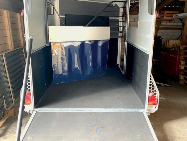 MAXI2 Herringbone - Double Horse Trailer - Image 8