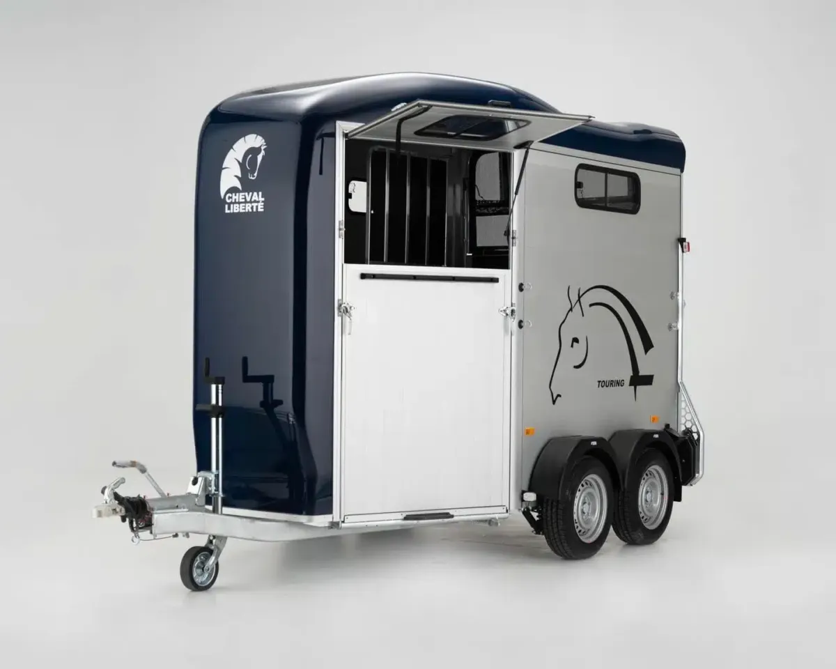 Touring Country + Built-in Tack Room - Double Horse Trailer - Image 3