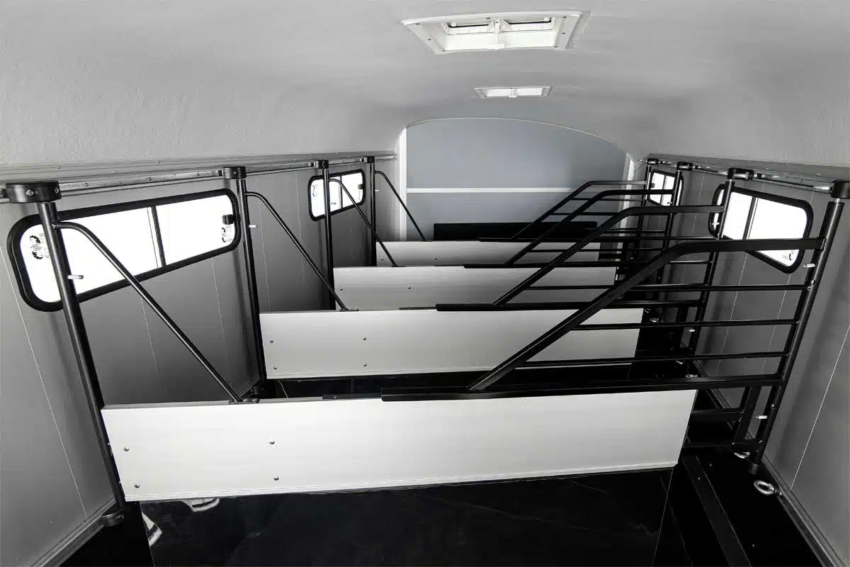 Islandic Herringbone Trailer - 6 Horse Trailer - Image 5