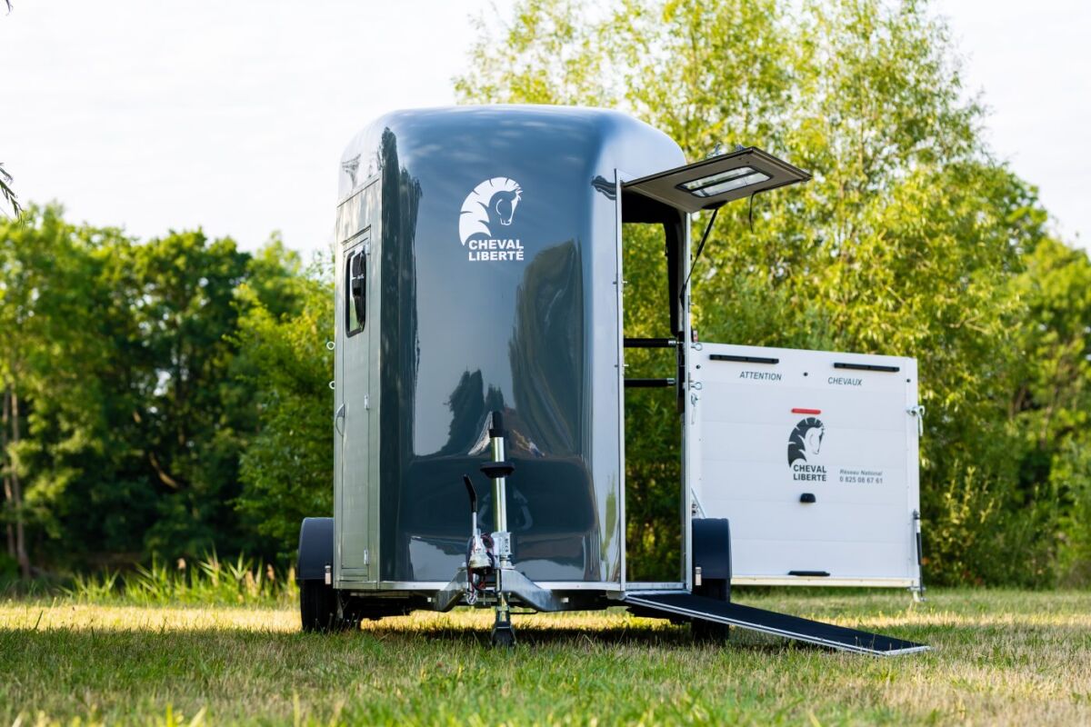 Touring XL - Double Horse Trailer - Image 4